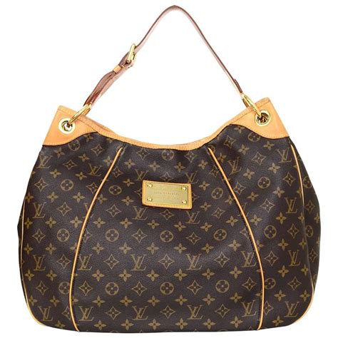 when was louis vuitton lovely discontinued|why were Louis Vuitton bags discontinued.